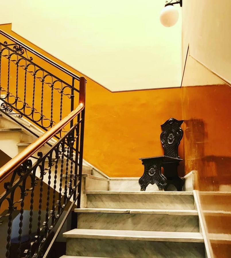 B&B Charme Centre-Ville Artistic & Literary Rooms Palermo Kültér fotó